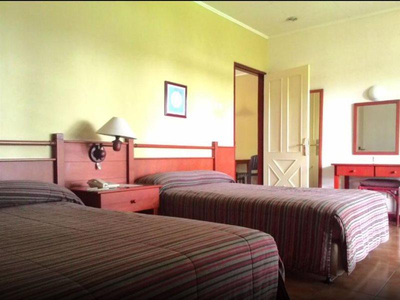 Gunung Geulis Cottages Managed By Royal Tulip Bogor Eksteriør bilde
