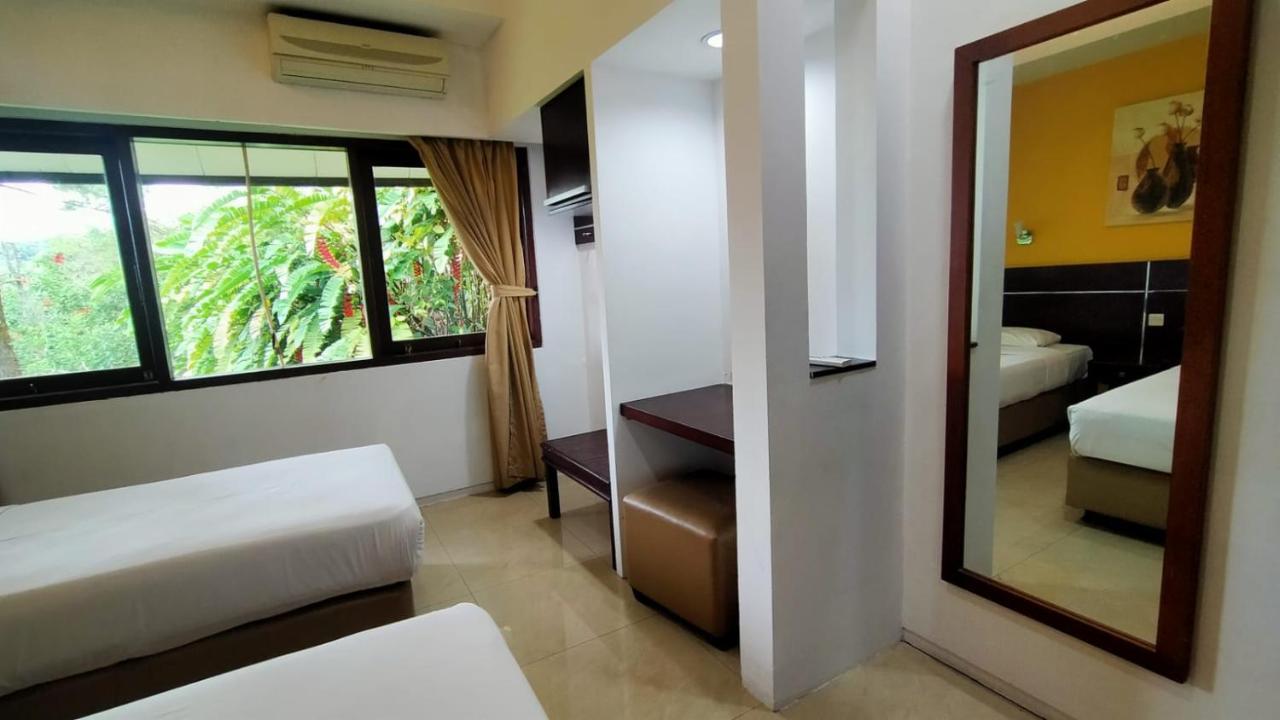 Gunung Geulis Cottages Managed By Royal Tulip Bogor Eksteriør bilde